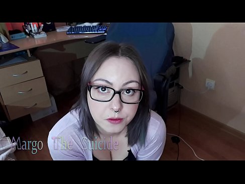 ❤️ Sexet pige med briller sutter Dildo dybt på kamera ❌ Hjemmelavet porno at da.klassikaprint.ru ❌